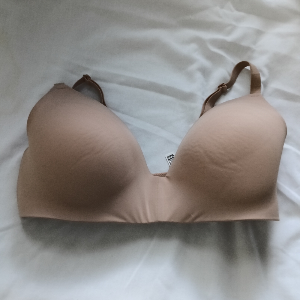 Pink Victoria's Secret Bra Women 36DD Nude Comfort Intimate Wireless Y2K